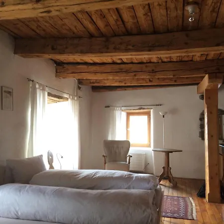 Otel Alpina 3*